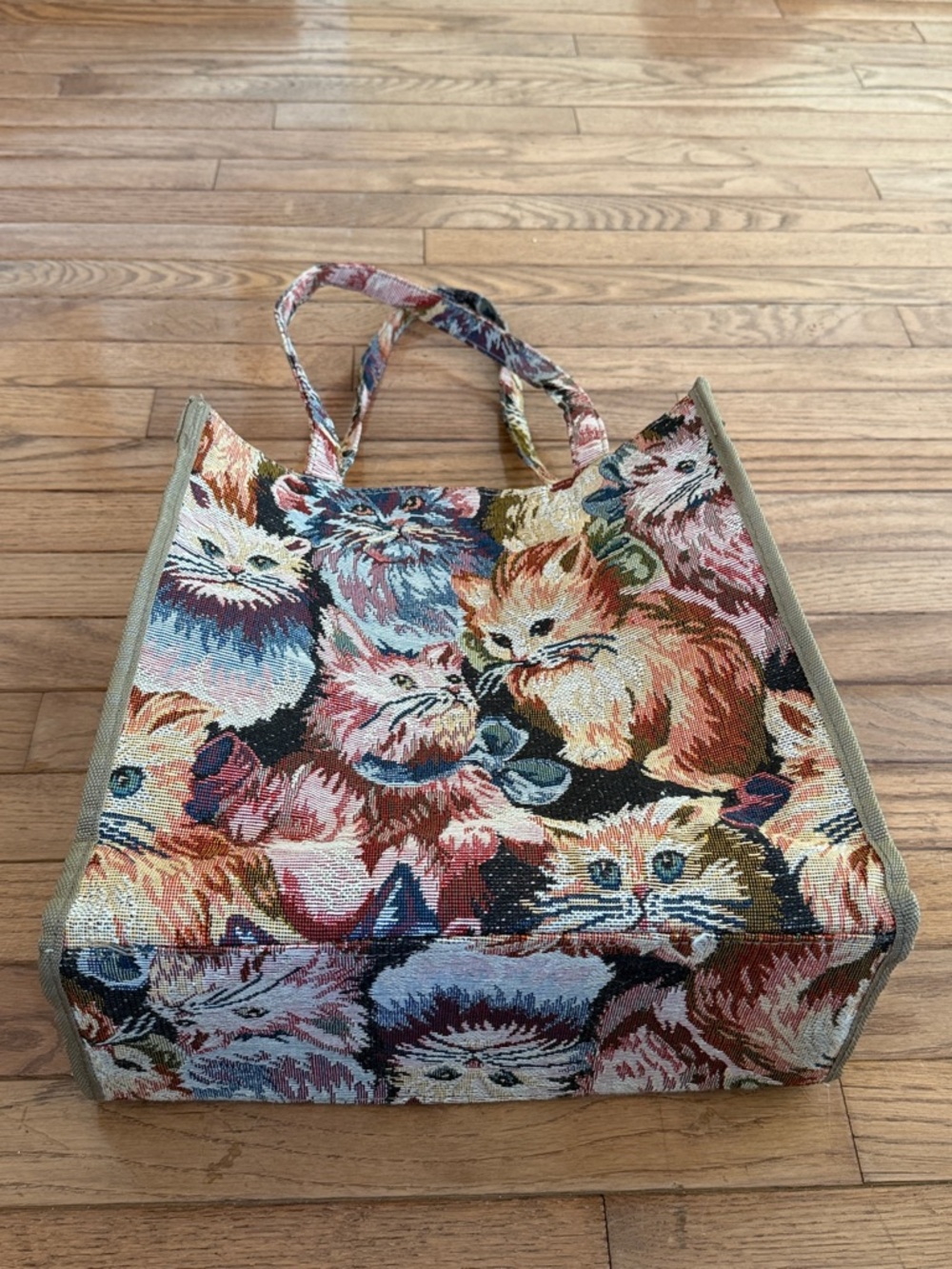 Tapestry Cat Tote Bag    Multicolor Cats - Picture 13 of 14